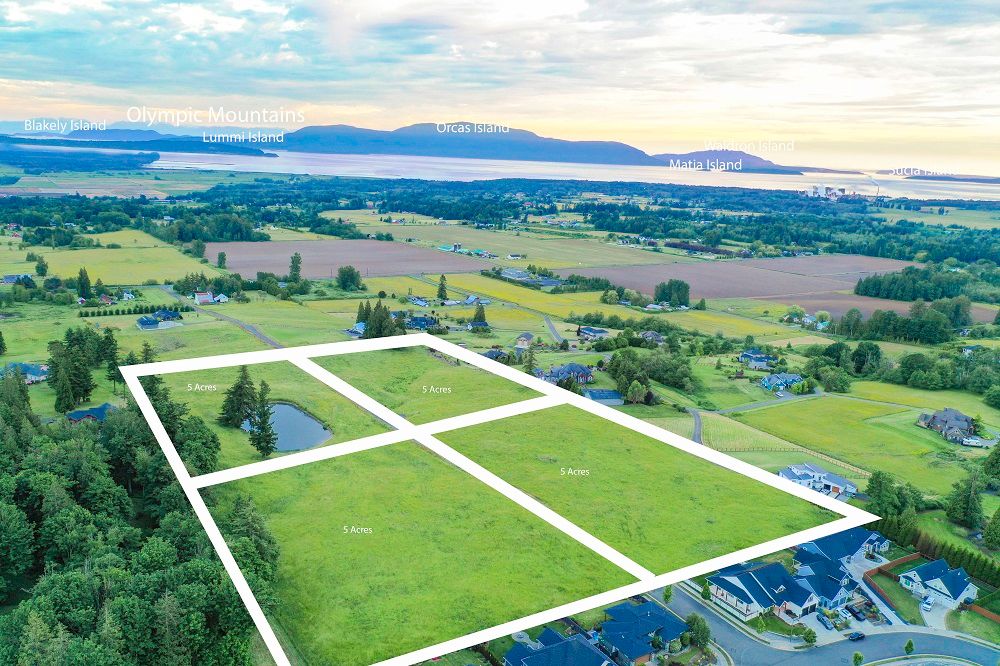 Enjoy Stunning Sunsets And Glorious Waterviews! Bellingham Washington!