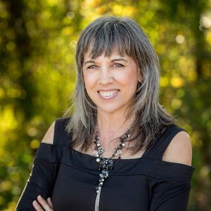 Wendy Hearn