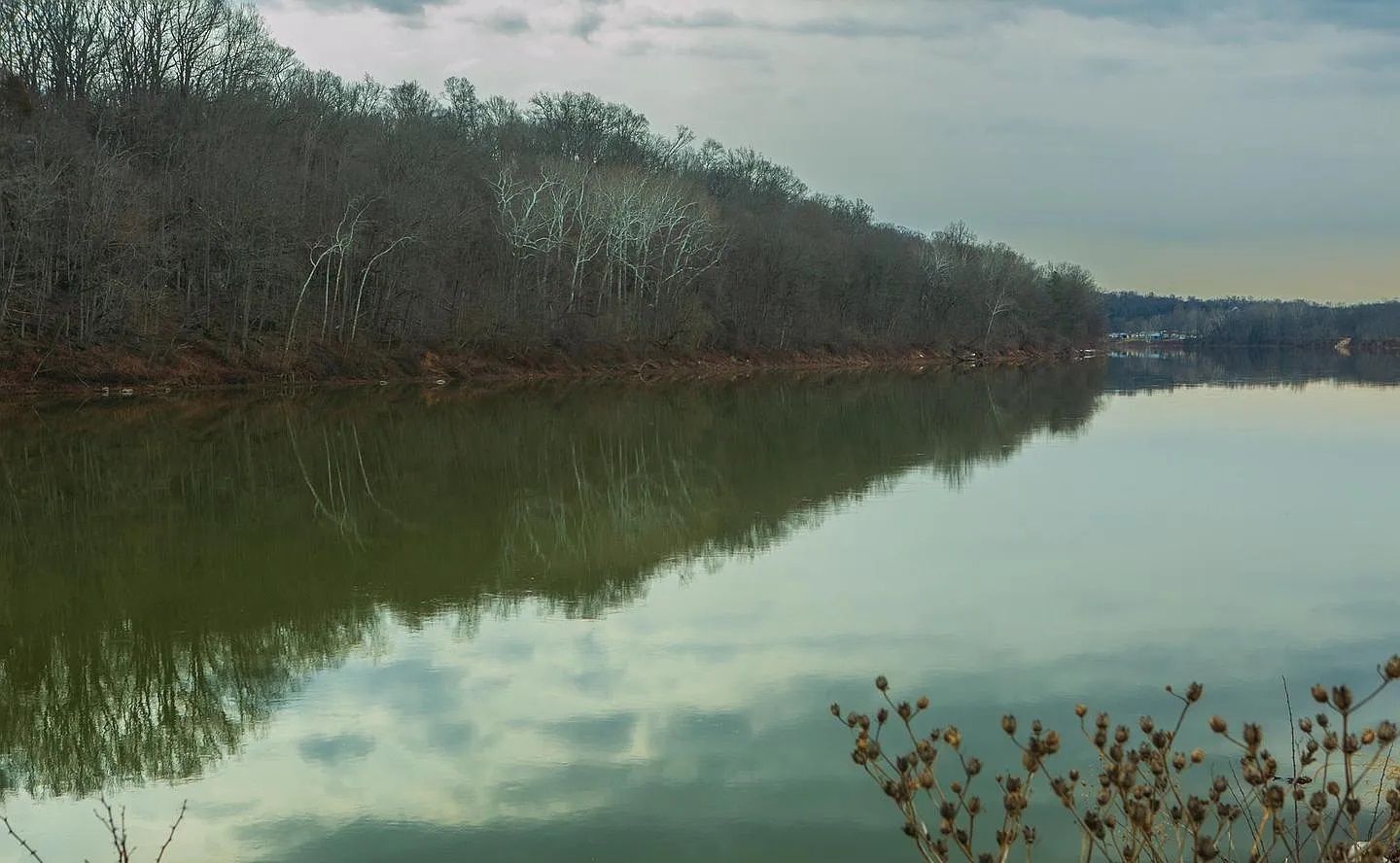 Crossings On The Potomac 5.5 Acre Potomac Riverfront Lot Hedgesville, West Virginia