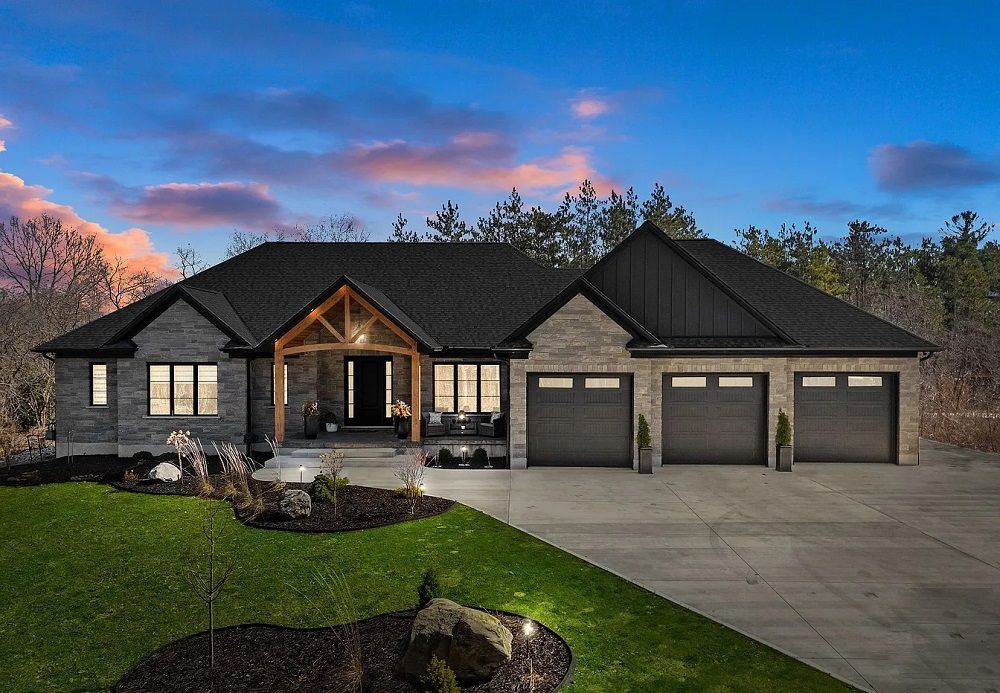 Grand Bend Luxury Home