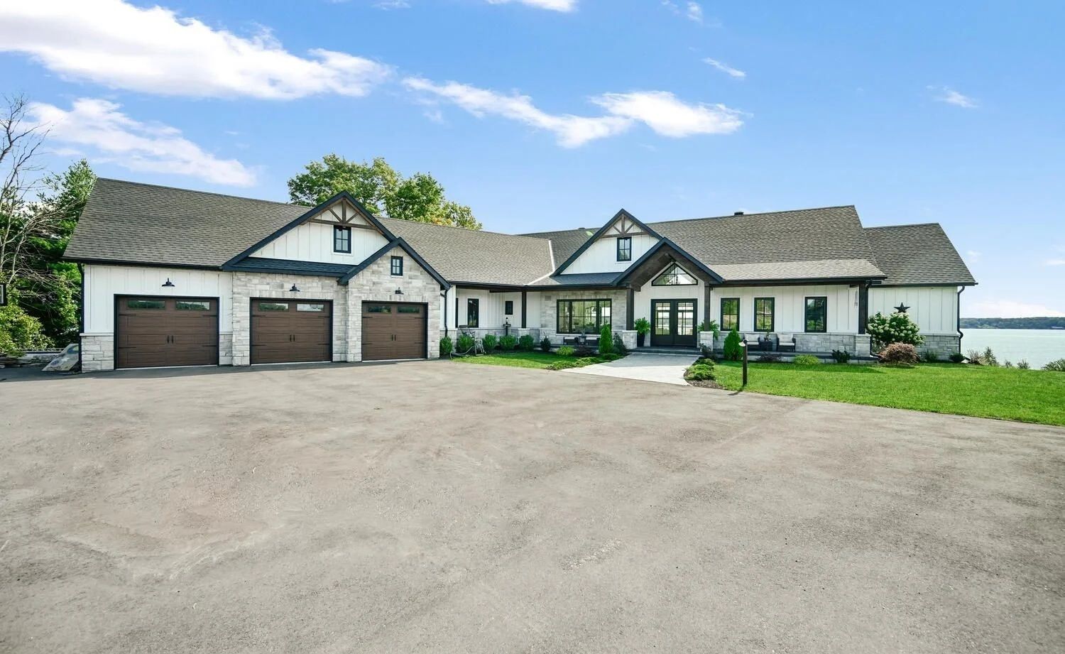 5 Shoreside Way