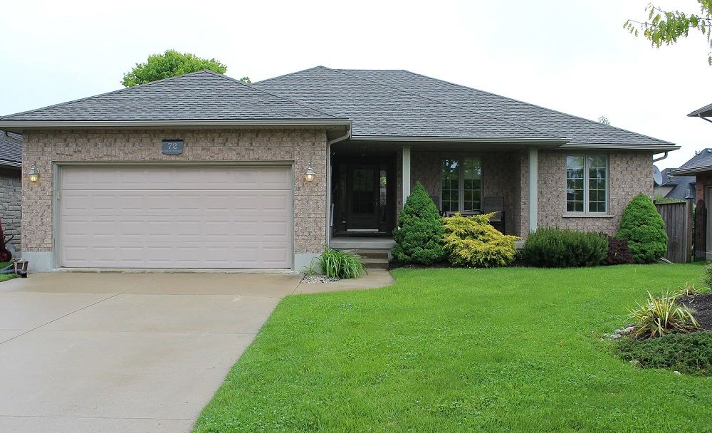 72 Stanley Crescent