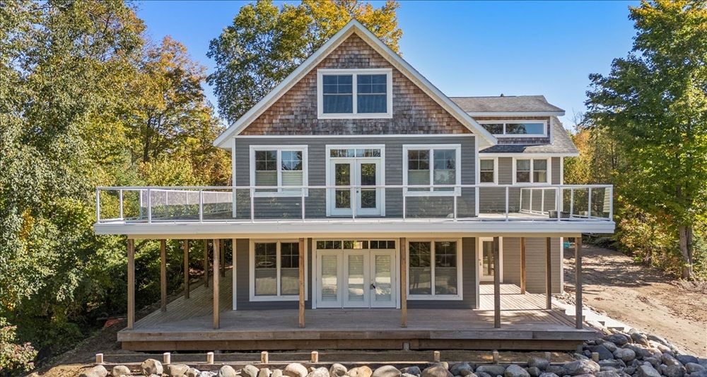 545 Eckford Ave