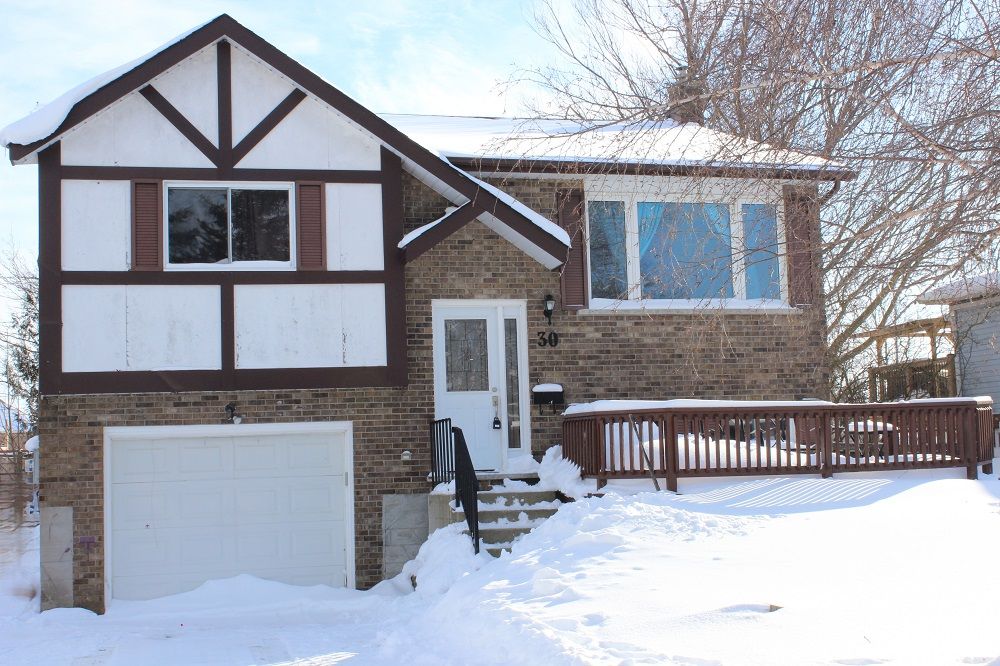30 Eastview Drive