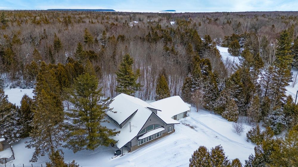 62 Cape Hurd Road