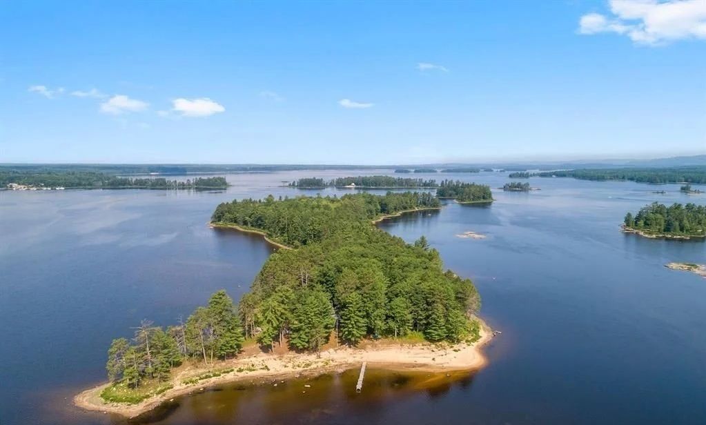 Exclusive Wabewawa Island Getaway