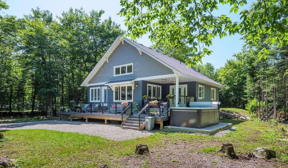 110 Maple Golf Crescent