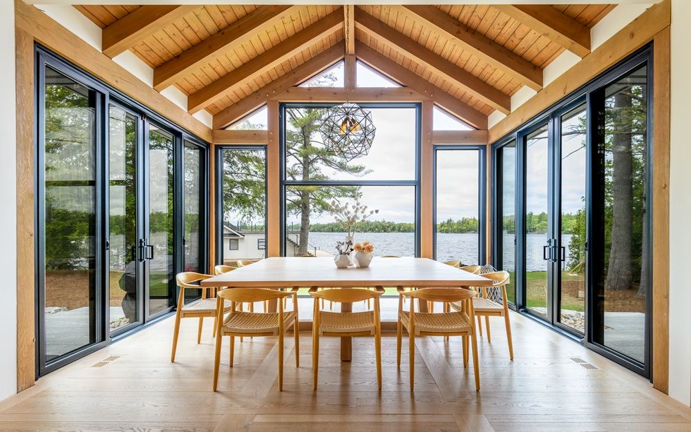 Private Luxury Escape Designed For Lakeside Living & Making Memories