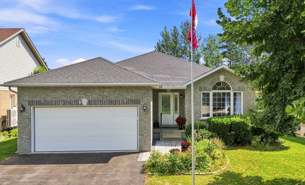 9 Seneca Drive