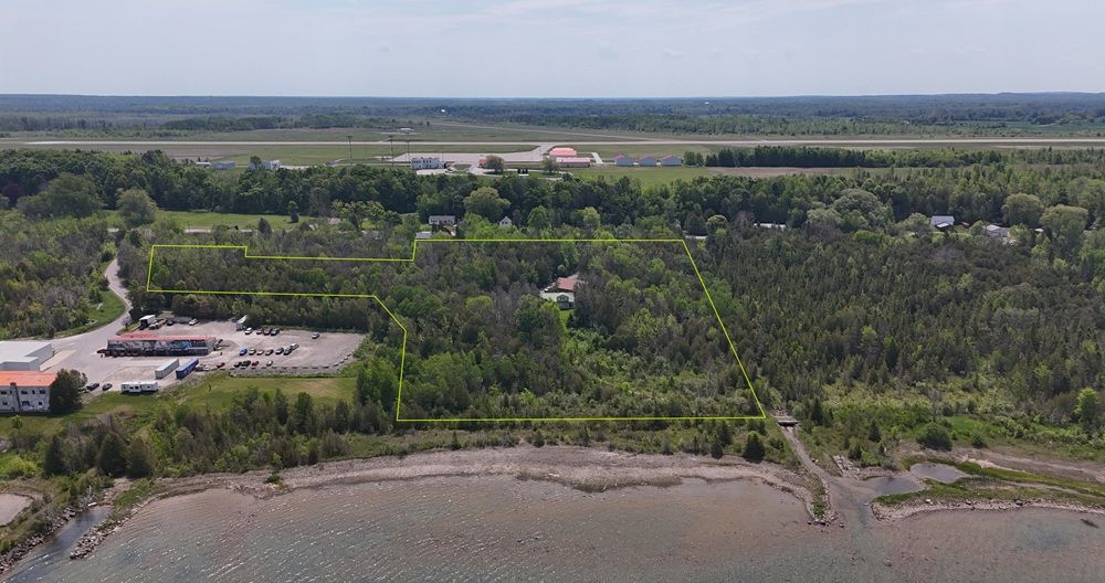Waterfront Estate & Recreation Complex