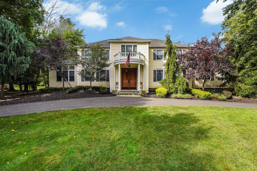 10 Beaver Dam Road