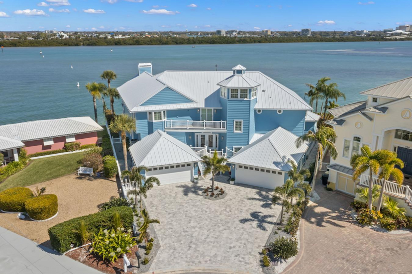 295 BAYSIDE DRIVE