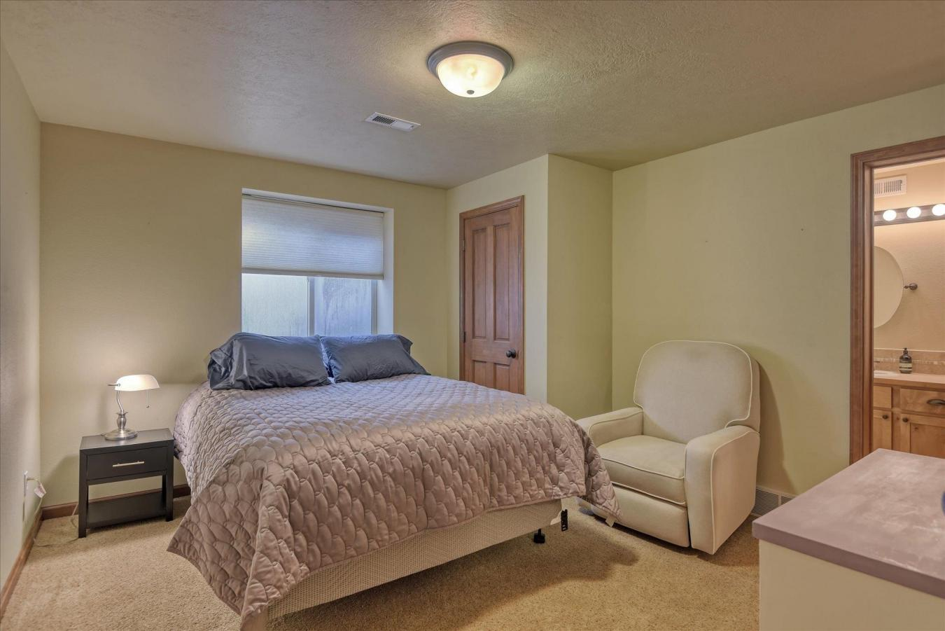 property-image-32