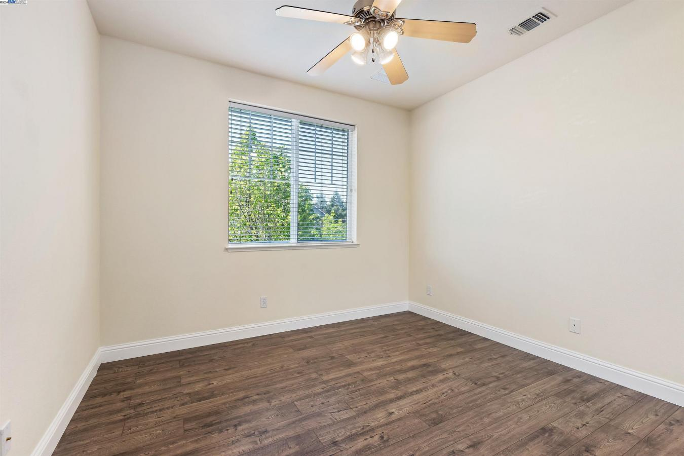 property-image-19