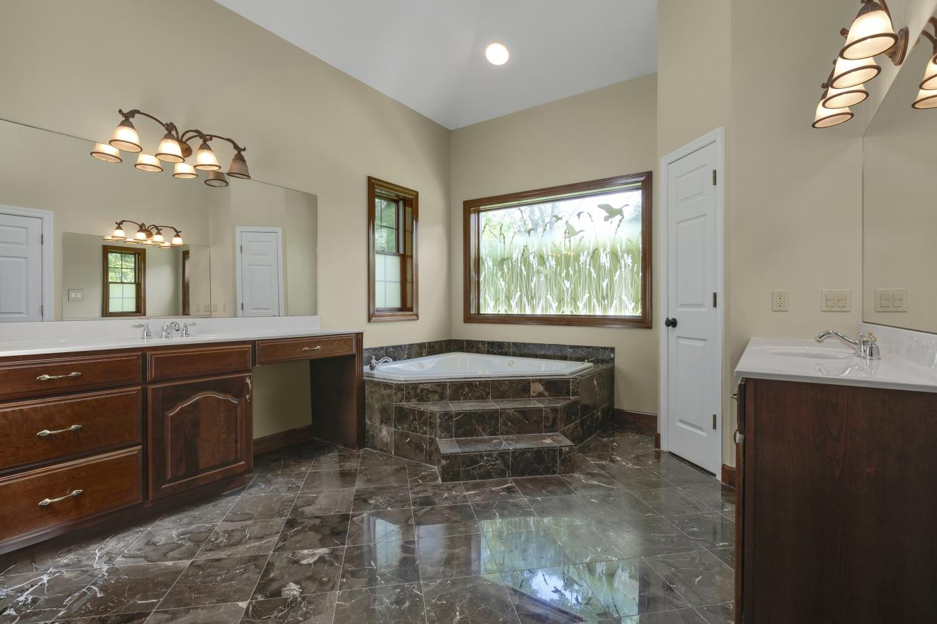 property-image-11