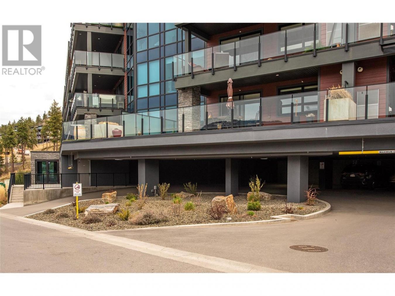 3475 Granite Close Unit# 401