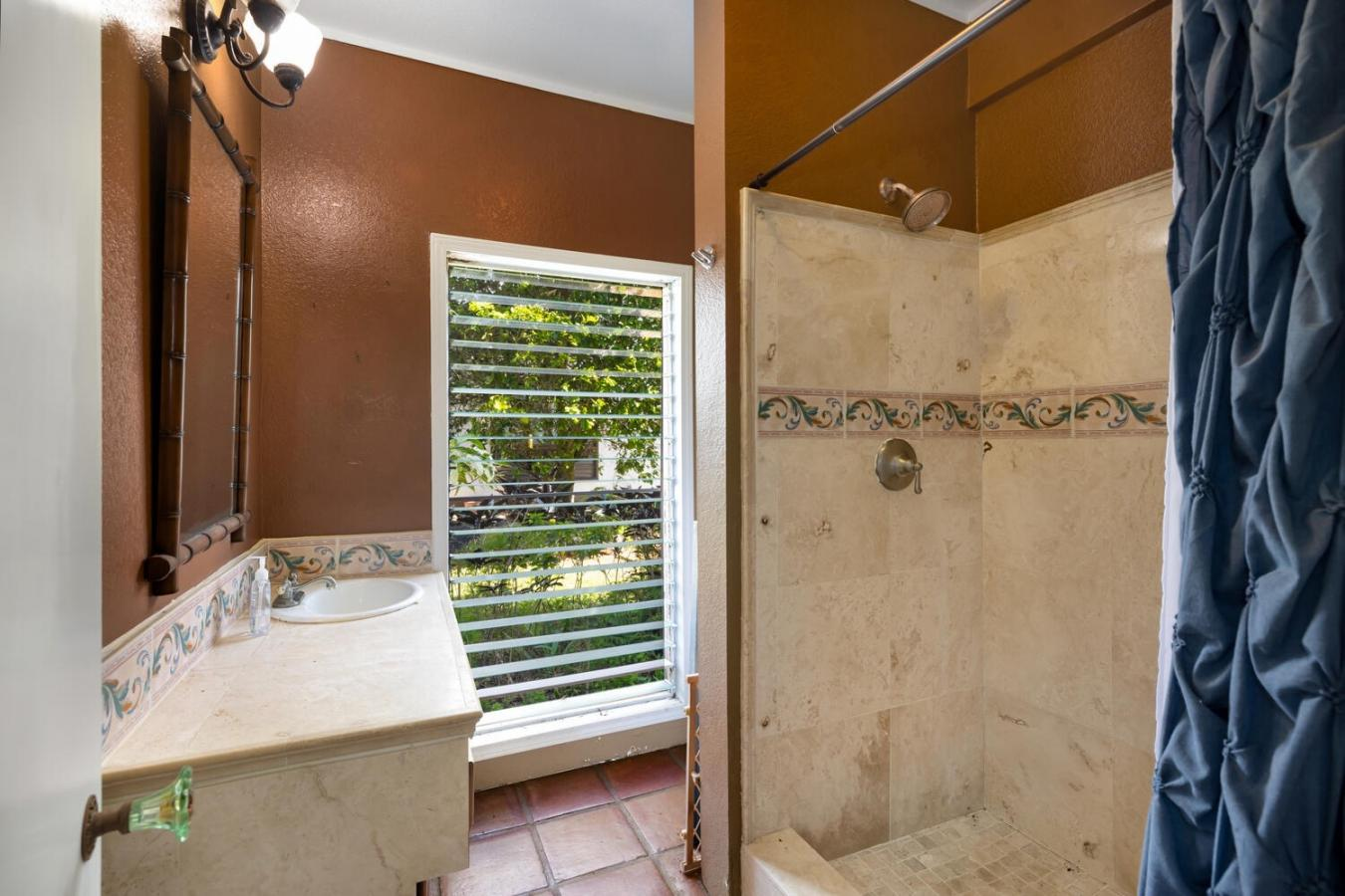property-image-12