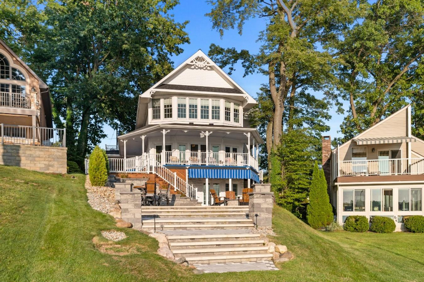 10449 MOHAWK Road