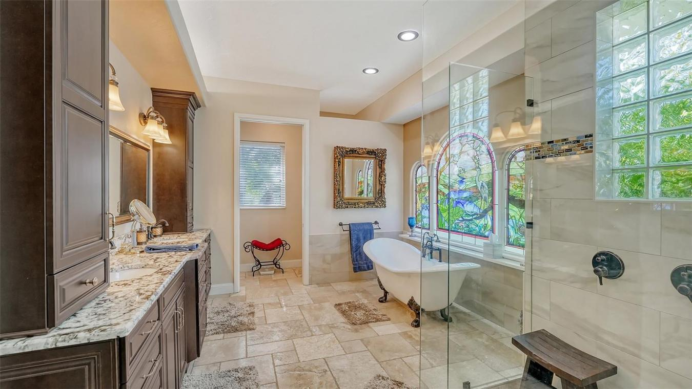 property-image-35