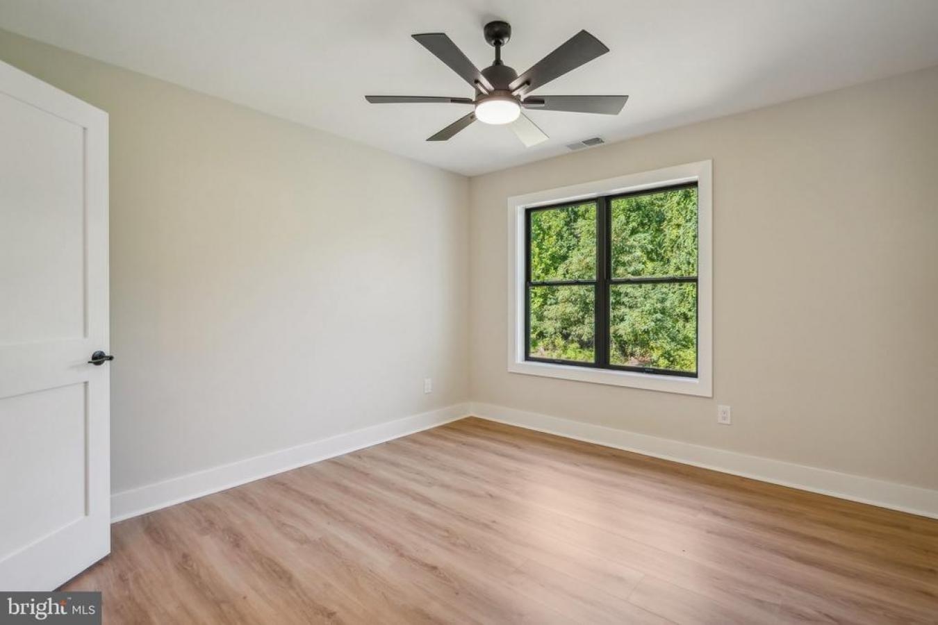property-image-36