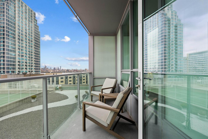 20 Newport Parkway # 1112