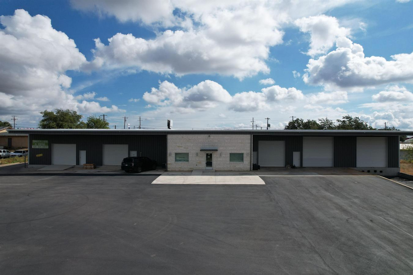 2480 Rose Hill Drive