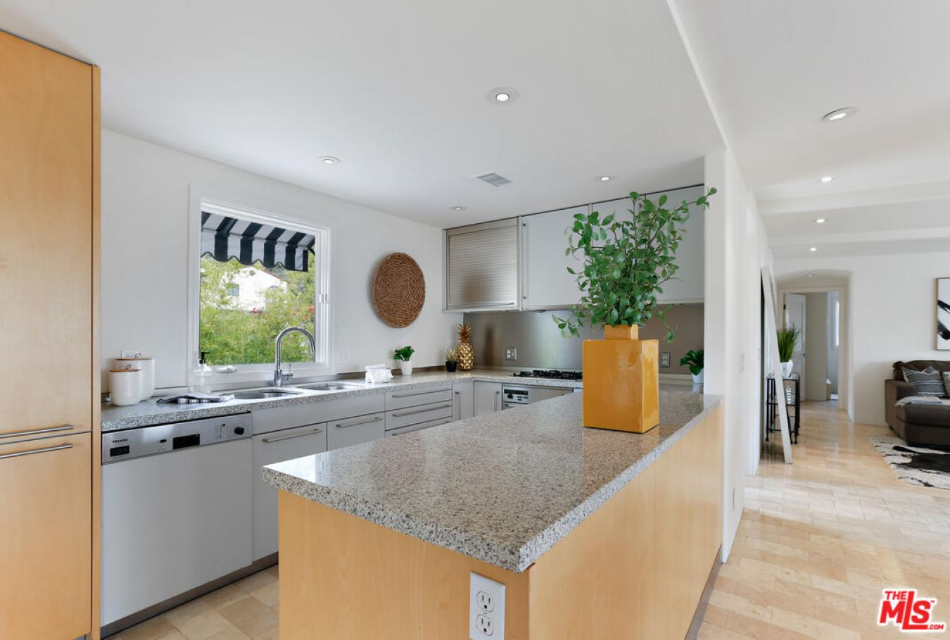 property-image-7