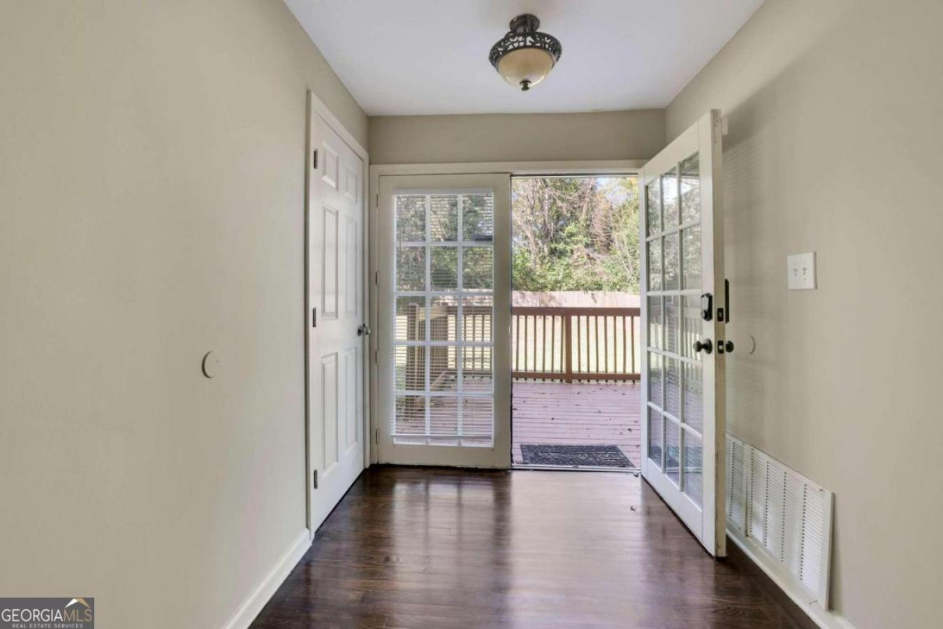 property-image-32