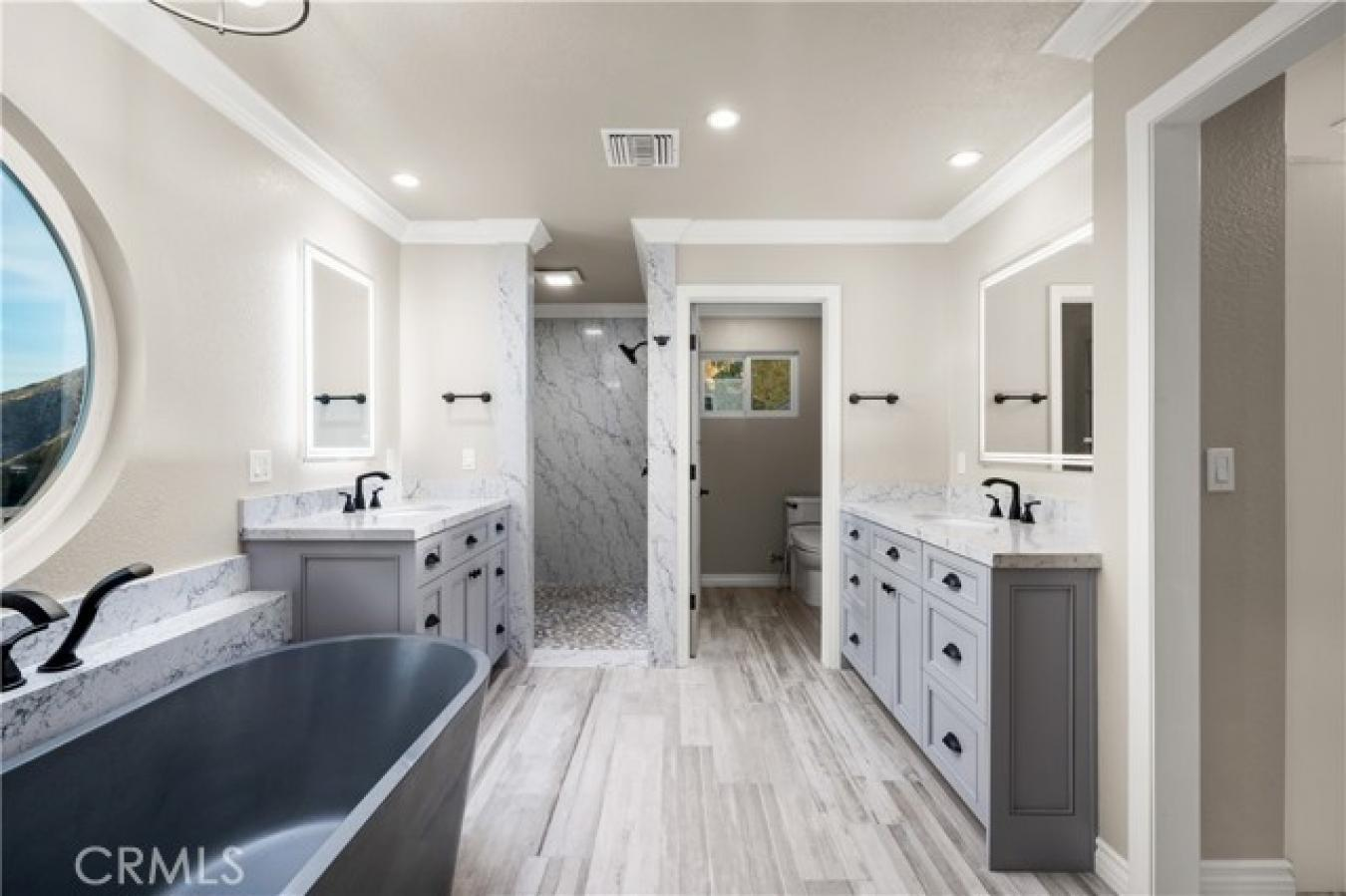property-image-35
