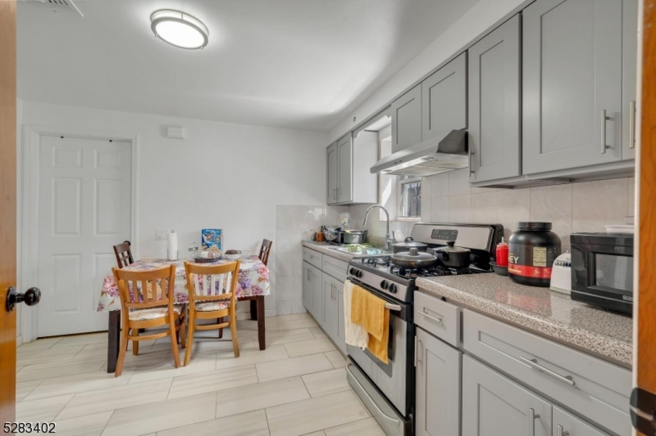 property-image-9