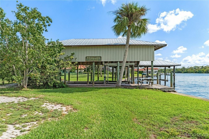 10708 W Halls River Road