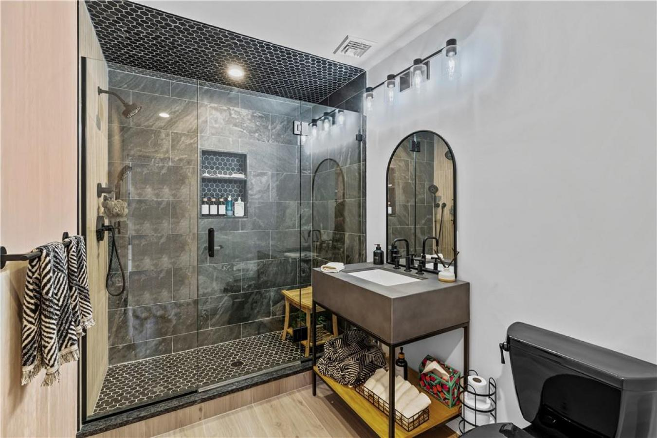 property-image-9