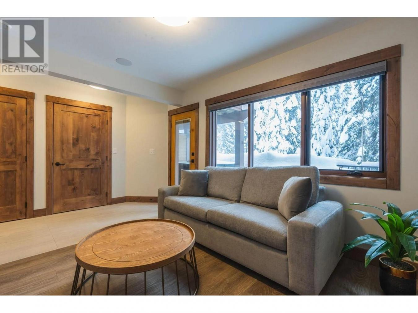 property-image-35