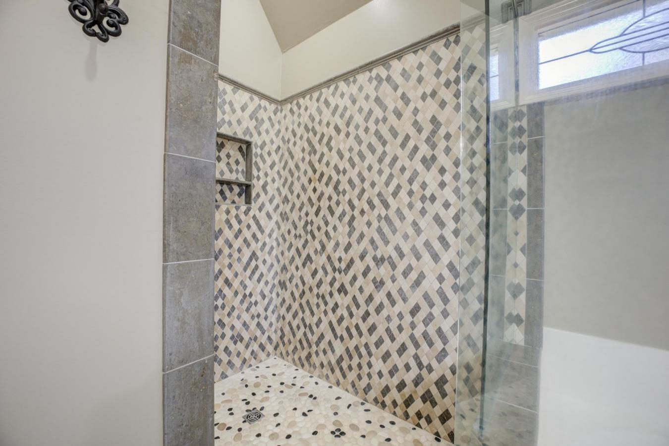 property-image-23