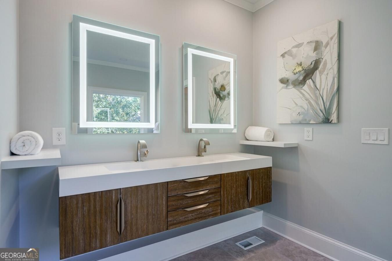 property-image-32