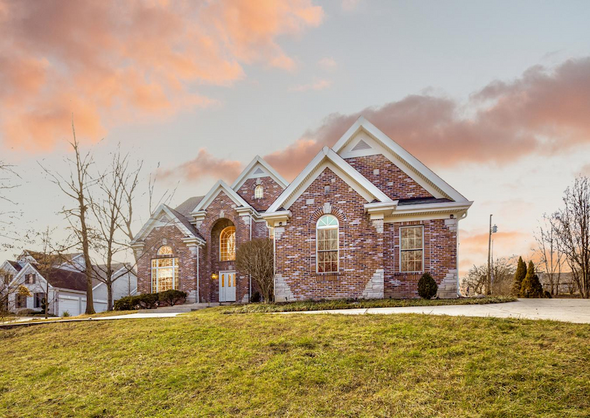 821 North Spoede Road