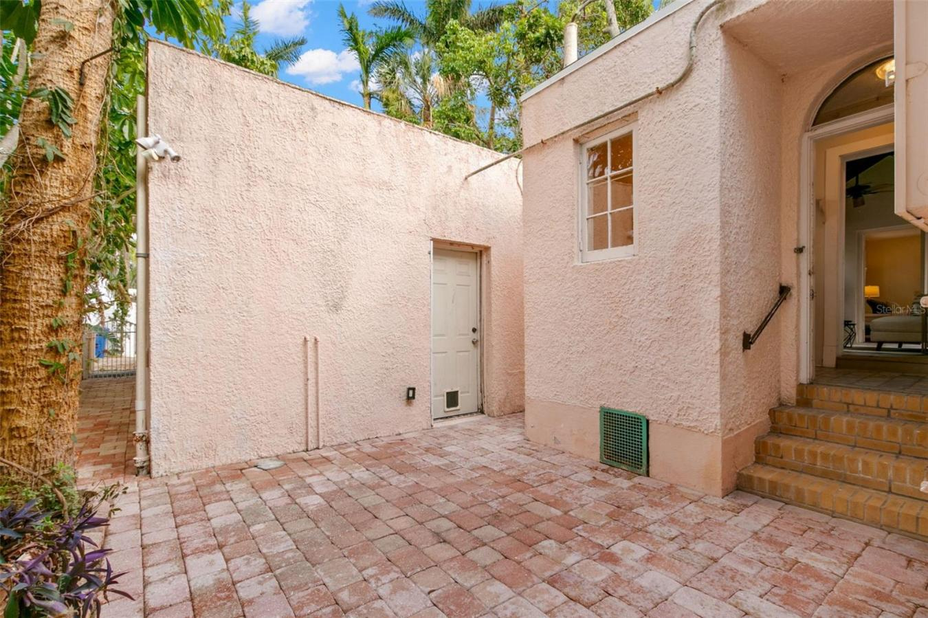 property-image-32