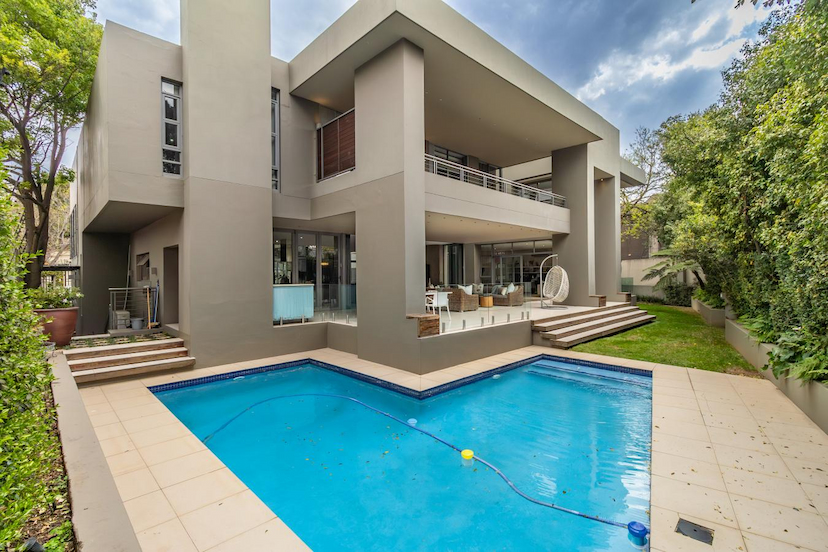 Luxurious and Secure Living in Morningside
