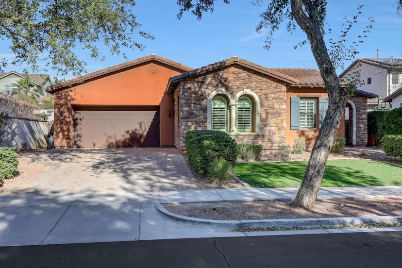 20882 W EASTVIEW WAY