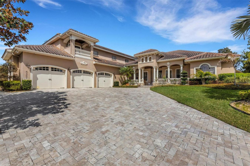 6487 ASHLEY DRIVE