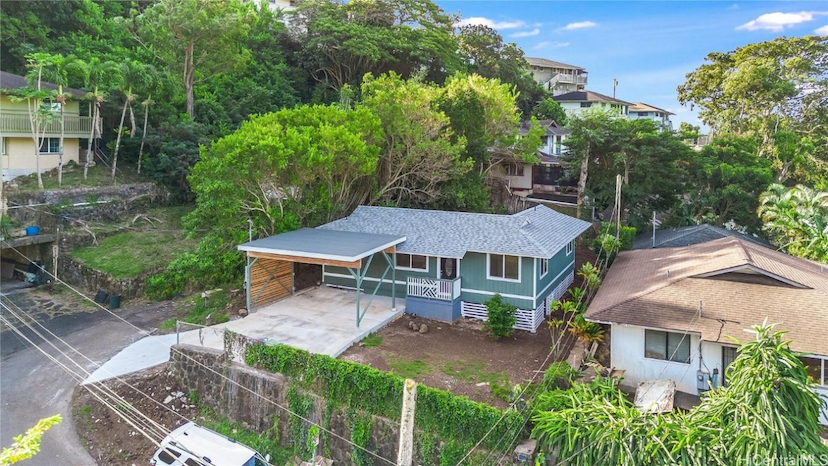 1807 Manaiki Place