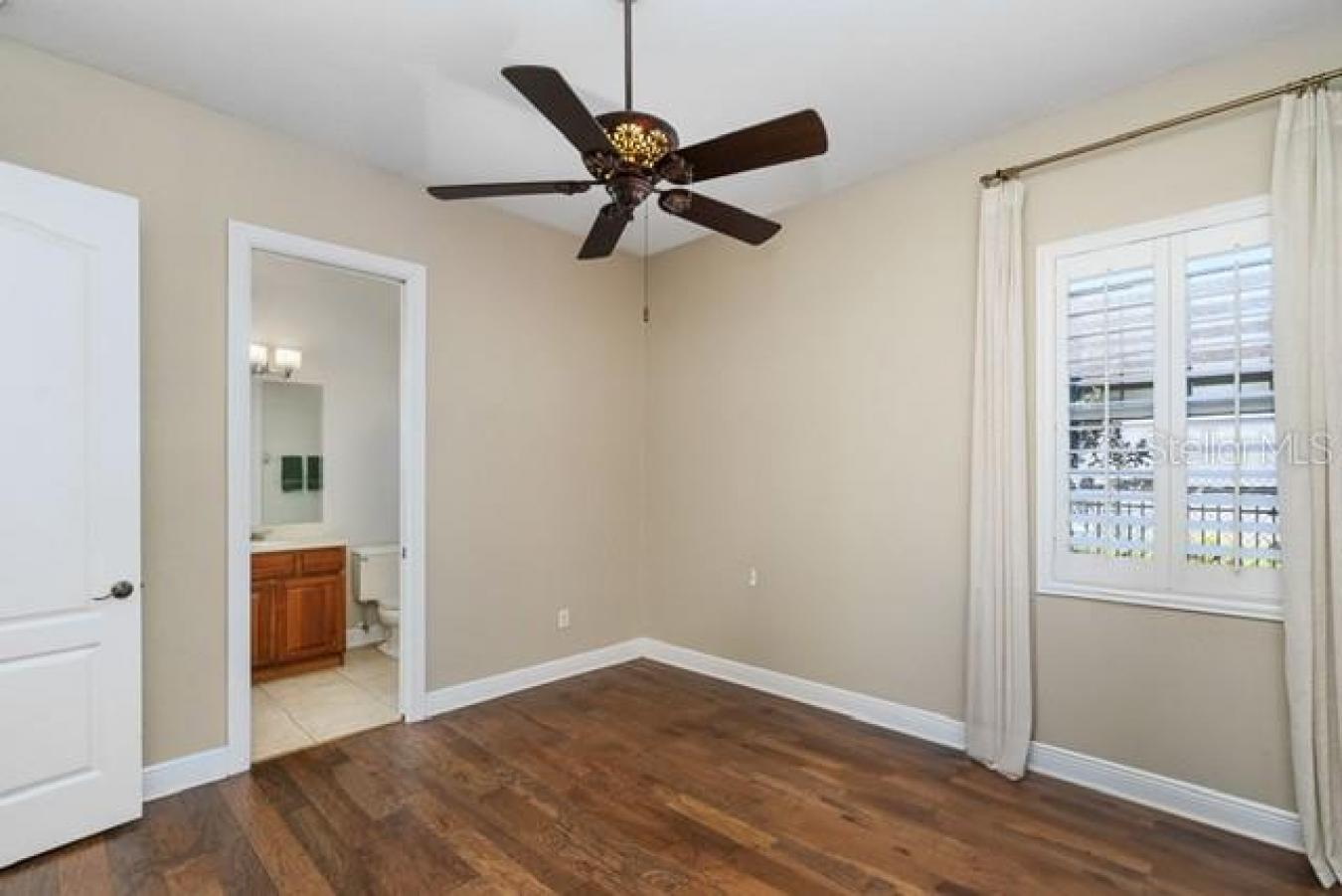 property-image-32