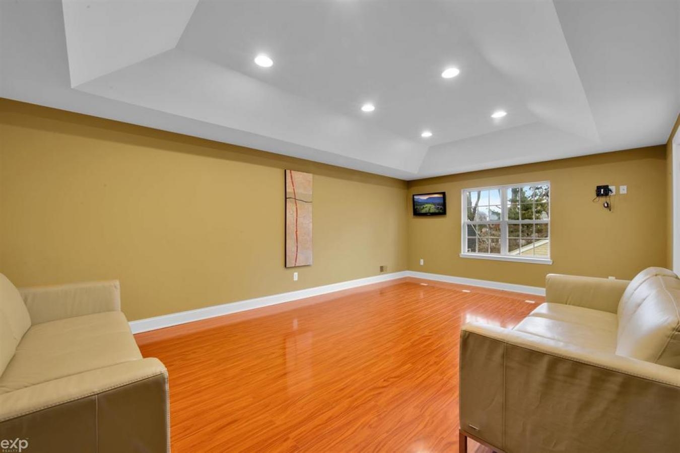 property-image-35