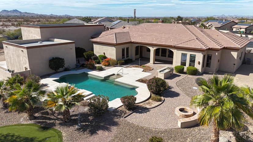 19517 W HURON LANE