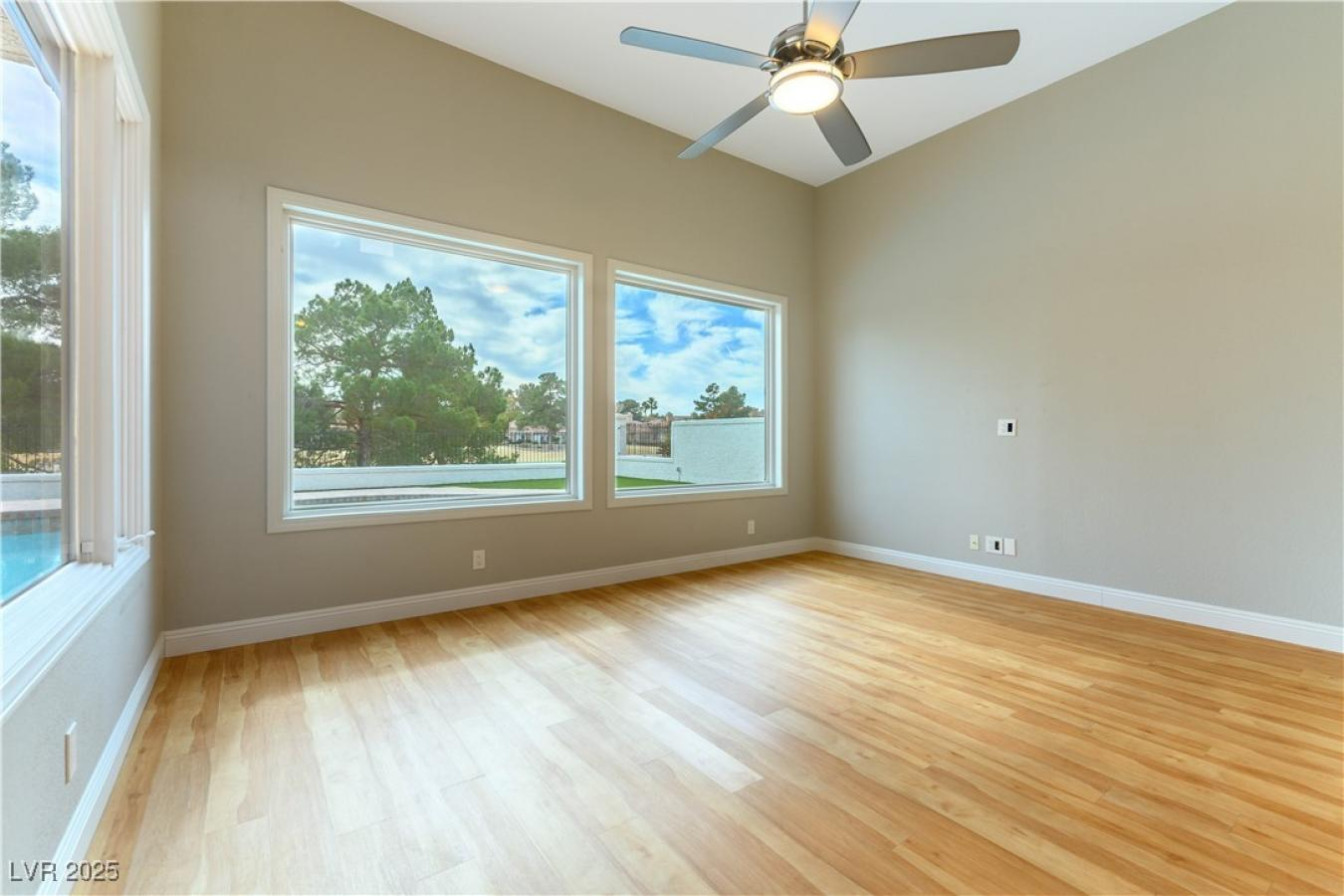 property-image-12