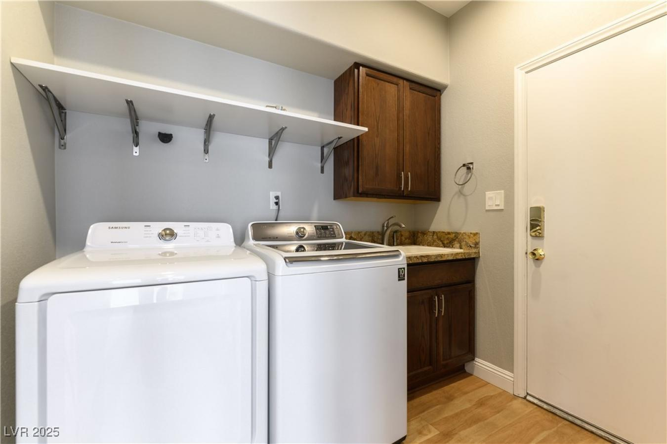 property-image-30