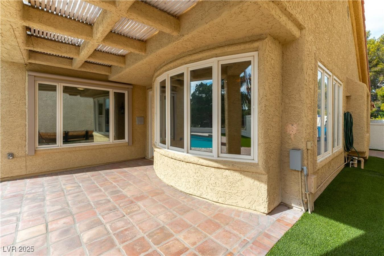 property-image-32