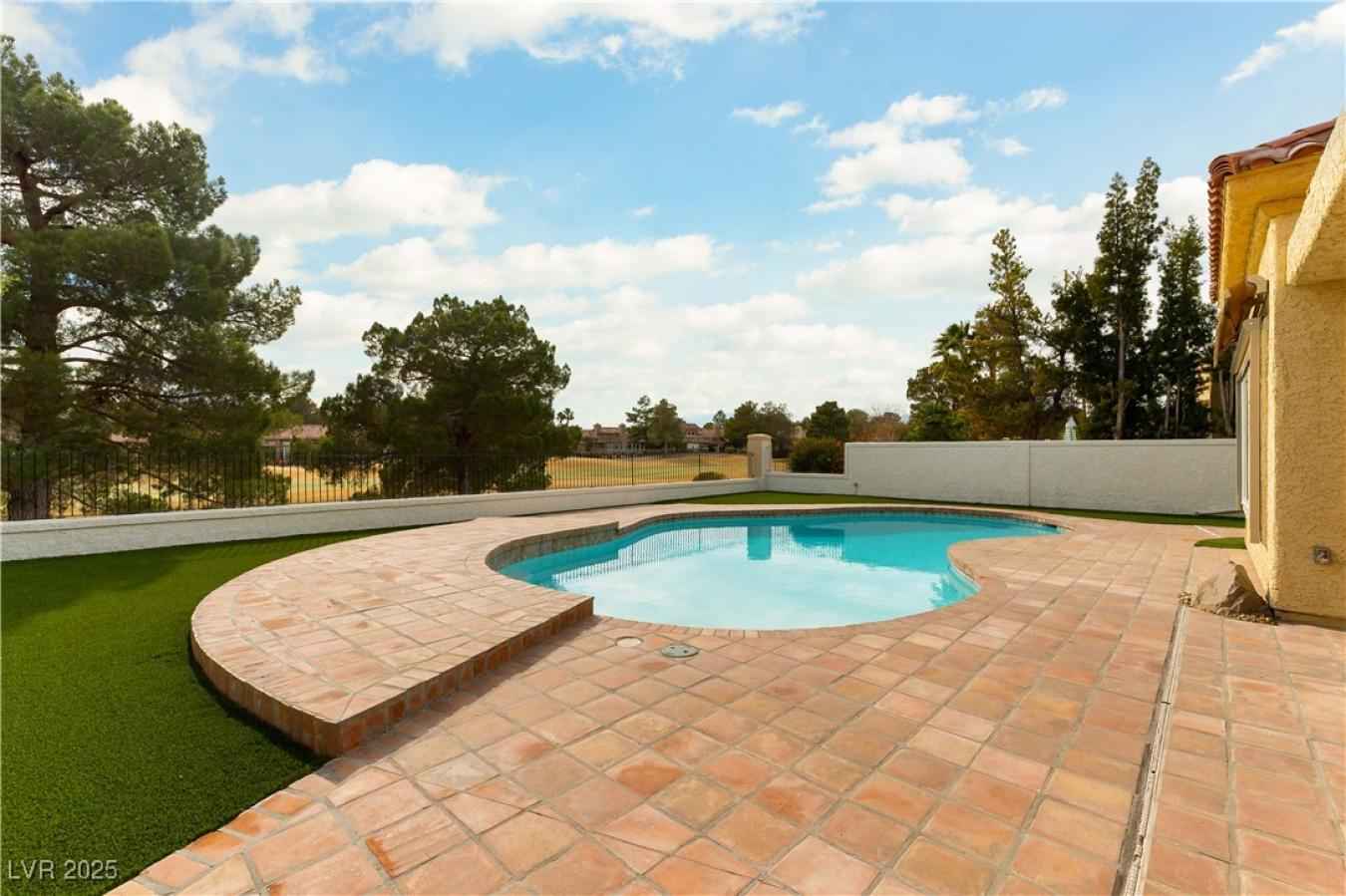property-image-33
