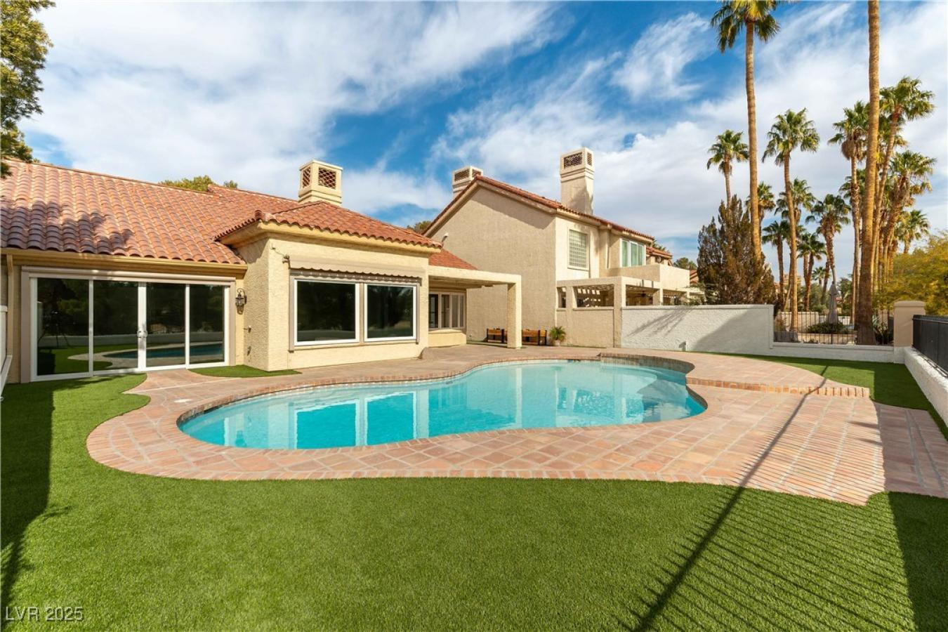 property-image-35