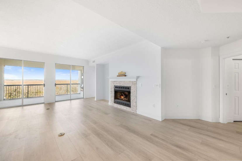 425 N Ocean Grande Drive